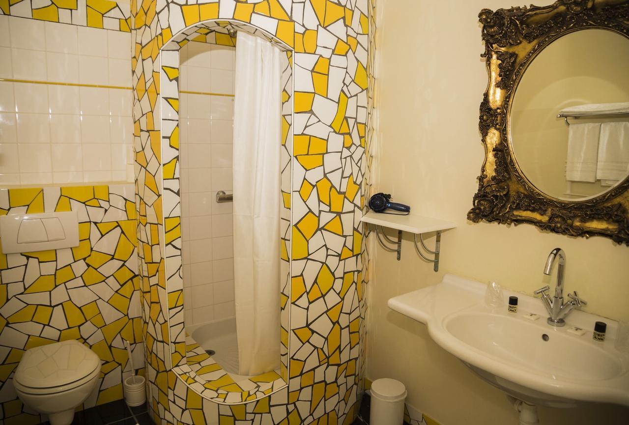 L'Hedoniste Hotel Cherac Luaran gambar